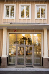 Entrén till Hedåsgårdens Seniorcenter